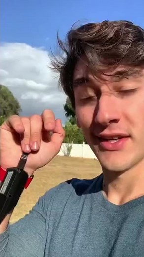 Real Spider-Man Web shooter! - Actually Sticks To Stuff!!!