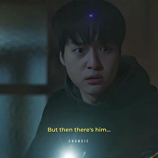 She sees ghosts. He screams👻😂#SpookyInLove #kdrama #kdramaedit #parkeunbin #yangsejong #fyp #viral