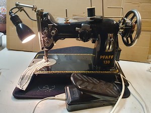 Vintage Sewing Machine Head Pfaff 130 - Etsy
