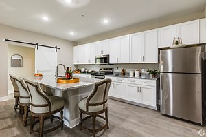 Spires 27 - 5353 N Us Highway 27 Ocala, FL 34482 | Apartments.com
