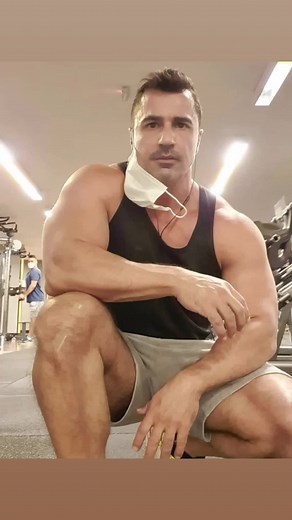 bryanjonesjuan (@bryanjonesjuan)’s videos with Porsche - awen