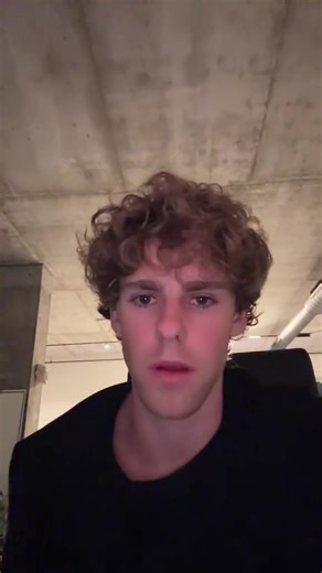 The goal was to get so rich that I don’t know what to do with the money. And I’m kinda feeling that rn… #greenscreen