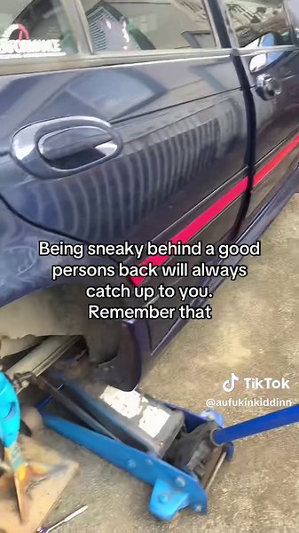 Quick diff change with the boys! #inbsingnwetrust #relatable #fordfalcon #xr6 #manual #foryou #fyp