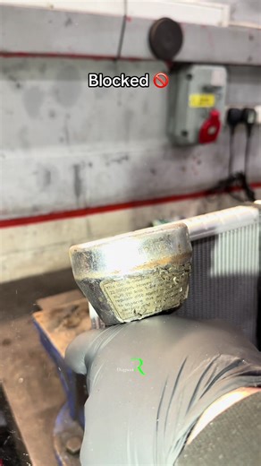 Diagnosing Coolant Blockages in Peugeot Vehicles