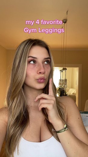 Top 4 Gym Leggings for Your Workout Routine