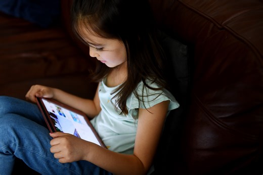 5 key ways to easily cut your child's screen time use – without a huge family argument - Netmums