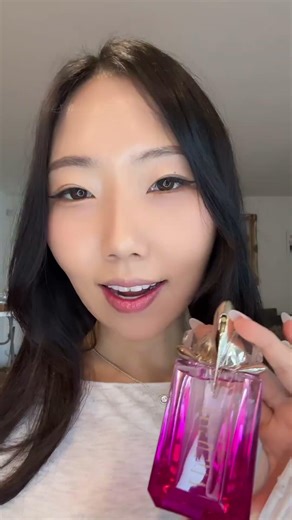 this alien pulp perfume by mugler is sooo good!! #perfume #scent