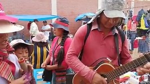 5.9K views · 112 reactions | Me alegra ver a mis hermanos peruanos demostrando su talento amamos con fuerza nuestro Perú. #FAMA_ANDINO_DIFUNDIENDO_LO_NUESTRO | Folklore Peruano Requinto Fama Andino - Oficial | Facebook