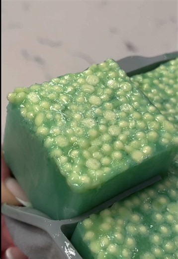 DIY Frozen Laundry Pods for Effortless Laundry Days