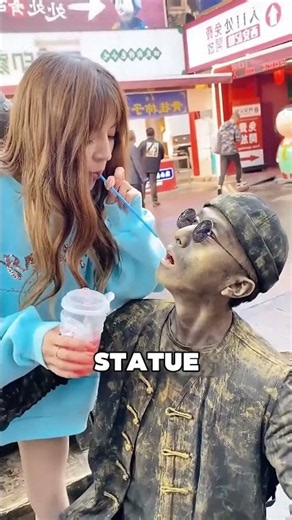Cette demoiselle sait faire la différence entre les humains 😯❤️