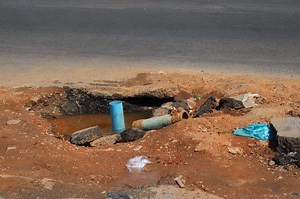 Braam Fischer pothole sparks questions about upgrade project | Randburg Sun