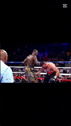 Why No Heavyweight Ever Feels Safe Against Deontay Wilder 😬💥 #boxing #deontaywilder #oleksandrusyk