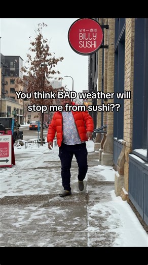 bilNothing and I mean NOTHING is getting between me and my sushi. | sushi