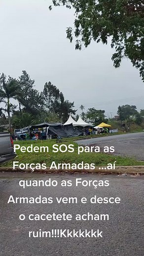 Roadside Scenes in Armaçãs: A Rural Perspective