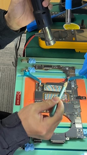 5.6K views · 62 reactions | Offline Teach: Removing the M1 Pro processor | Master Liu | Facebook