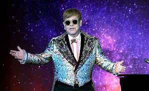 Elton John : sa vie en dix chansons