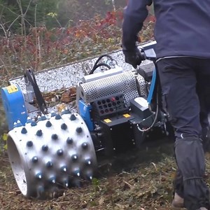 Hardcore gardening 🐌🌿 via Brielmaier Motormäher | Inventions & Creations