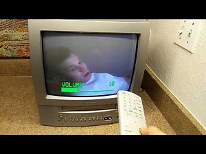 20210210 Toshiba MV13N3 13" TV VCR Combo