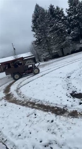 Swingin the model A in the snow with a full load @ghostmountaingarages on youtube like coment share and follow for more #ford #drifting #snow #oldschool #fyp