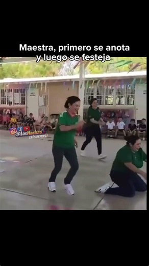 🤦‍♂️ Masterclass, celebrated too early! 😔 #soccer #viral #comedy