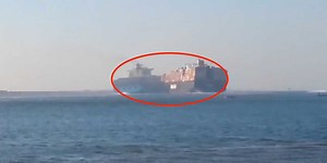 Watch these giant container ships collide near the Suez Canal
