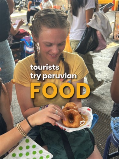 One bite of Peruvian food… and suddenly they're asking for seconds. 😂 Our food tour takes you through Lima's streets and local spots to try 12 authentic Peruvian flavors: 📌12 snacks on our FOOD TOUR!: Choclo con Queso • Papa Rellena • Chicha Morada • Siu Mai • Pan con Chicharrón • Ceviche • Exotic Peruvian Fruits • Anticuchos • Picarones • Lúcuma Juice • Emoliente • Inca Kola From traditional favorites to flavors you might have never tried before, this is Peru one bite at a time. 🤤 Questions 