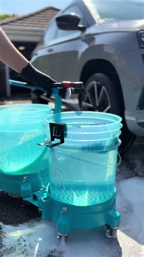 Two Bucket Wash Technique for Car Care