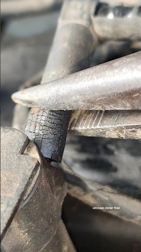Fuel Injector Return Hose Pipe Open & Check 🔧 Easy Method🤔