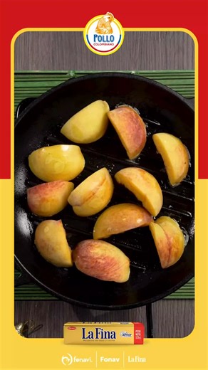 Guía básica para una Navidad inolvidable. Eso y descargar nuestro recetario en el Link de la Bio. #PolloColombiano #LaFinaLaMargarina #SaborQueNosUne | Pollo Colombiano