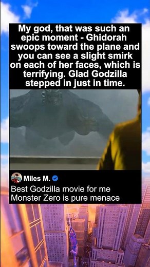 Ghidorah swoops toward the plane | Godzilla: King of the Monsters (2019)