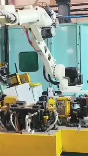 OTC Robot Teaching in Auto mode #fanucrobot #welding #industrialautomation #otc