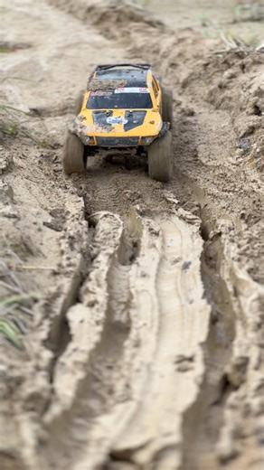 68K views · 836 reactions | #rccar #rccrawler #reel #viral #radiocontrol #hobby #rcadventure | SuperSepuluh Scale | Facebook