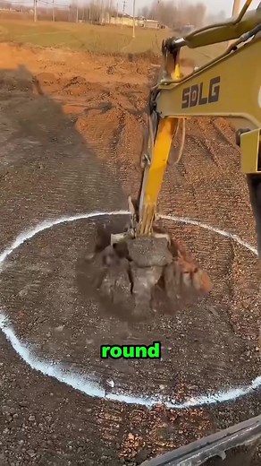 How Pros Dig a Perfect Circle with an Excavator
