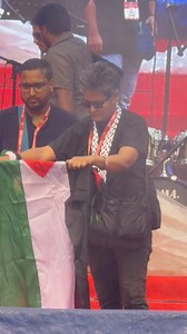 চেনা যায় এই প্রতিবাদী শিল্পীকে #reels #reel #reelsvideoシ | Bangla Moments