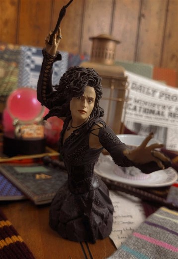 Bellatrix Lestrange Statue Review by Gentle Giant