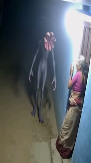 A alien 👽 attack on Indian woman 😱