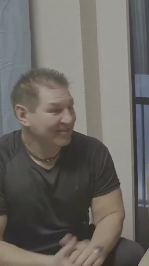 💃Tanzlehrer für Zuhause🏠👉 wa.me/4917684044661 -- 1:1 begleite ich Menschen wie Dich auf ihrem Weg zum Tanzen🧳 Dich auf Deinem Weg gerne bei Dir Daheim! 👉🏠 Tanzen lernen indem der Tanzlehrer zu Dir nach Hause kommt! Tanztermin finden über 💚WhatsApp: wa.me/4917684044661 #tanztraining #tanz #dance #tanzen #germany #deutschland #life #leben #heilung #men #women #selbstverwirklichung #persöhnlichkeitsentwicklung #lernen #entspannung #ausgleich #sichguttun #worklifebalance #balance #relax #unte