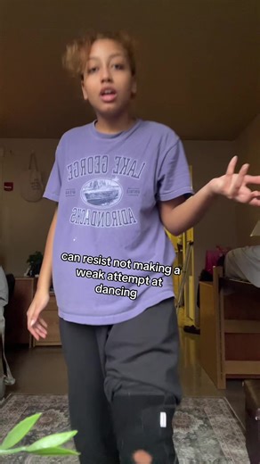 ouch but i had an itch to scratch #dance #fyp #michaeljackson | dancing