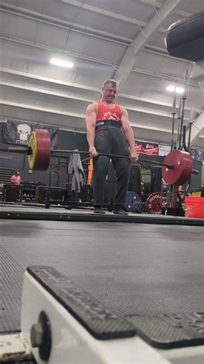 Deadlifts 662 pounds 1x2 (belt/deadlift bar)