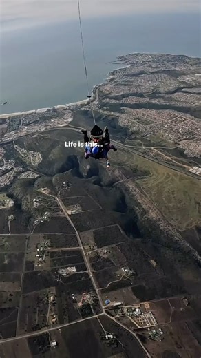 20 reactions · 11 shares | Ordinary or extraordinarily? It’s up to you how to spend your holiday! | Skydive Mossel Bay | Facebook