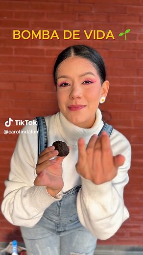 Se viene el 🇲🇽Simi Fest 2024🇲🇽 El primer Festival musical del Dr. Simi con artistas invitados como Anderson Paak, Motel, Jungle, Ely Guerra y muchos más… 📆 23 de Noviembre 🌎Parque Bicentenario CDMX 🎫 Adquiere tu boleto en Ticketmaster! Las ganancias del evento serán destinadas a la Fundación Simi Planeta para apoyar proyectos de reforestación y limpieza en México 👏🏻 Y tú con quién irás al SimiFest? 🤭