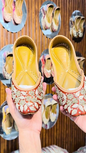 Must-Have Handcrafted Punjabi Juttis! ✨ #shorts #juttis #ethnicwear