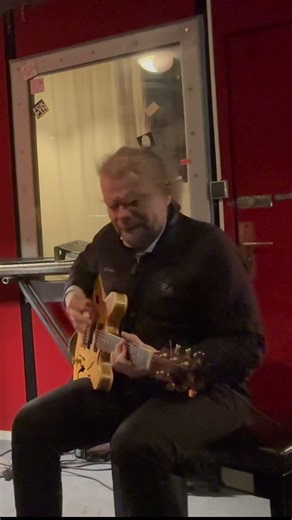 Drum Solo Brushes 7/4 #jazz #promark #andywinter