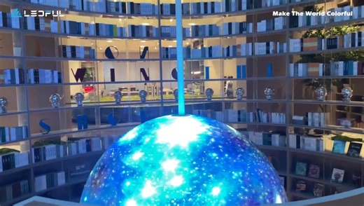 𝟑𝟔𝟎° 𝐕𝐢𝐬𝐮𝐚𝐥 𝐁𝐫𝐢𝐥𝐥𝐢𝐚𝐧𝐜𝐞 — 𝐋𝐄𝐃𝐅𝐔𝐋 𝐋𝐄𝐃 𝐁𝐚𝐥𝐥 𝐃𝐢𝐬𝐩𝐥𝐚𝐲 ✨✨✨ Transform any space into a captivating visual hub with 𝐋𝐄𝐃𝐅𝐔𝐋’s innovative 𝐋𝐄𝐃 𝐁𝐚𝐥𝐥 𝐃𝐢𝐬𝐩𝐥𝐚𝐲. With a 𝟑𝟔𝟎° 𝐟𝐮𝐥𝐥-𝐯𝐢𝐞𝐰 𝐬𝐩𝐡𝐞𝐫𝐢𝐜𝐚𝐥 𝐝𝐞𝐬𝐢𝐠𝐧, it delivers stunning visuals from every angle — perfect for museums, exhibitions, shopping malls, airports, showrooms, and art installations. 💡 𝐊𝐞𝐲 𝐅𝐞𝐚𝐭𝐮𝐫𝐞𝐬 & 𝐀𝐝𝐯𝐚𝐧𝐭𝐚𝐠𝐞𝐬: 𝐒𝐞𝐚𝐦𝐥𝐞𝐬𝐬 𝐬𝐩𝐡𝐞𝐫𝐢𝐜𝐚𝐥 