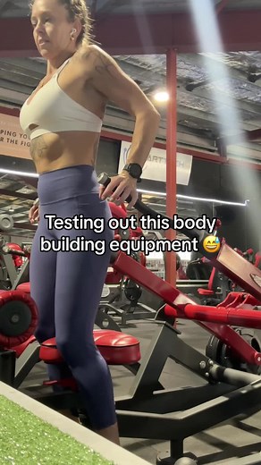 Body building era? 🧐 #dips