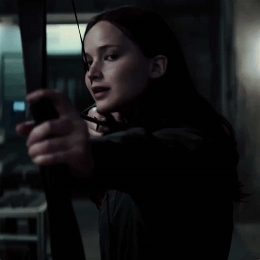 Katniss Everdeen Handcuffs Peeta - Hunger Games Edit