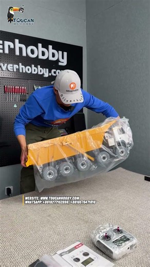 Unboxing this 1/14 scale RC hydraulic dumper truck JDM219