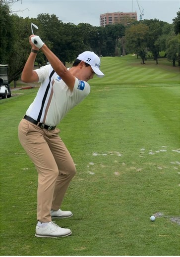 The final group is out for Round 3 at the Philippine Golf Championship presented by Philippine Sports Commission ⛳️🇵🇭