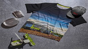 5.7K views · 31 reactions | An alle JAGUAR Fans: Seid ihr gut ausgerüstet? Falls nicht: collection.claas.com | CLAAS | Facebook