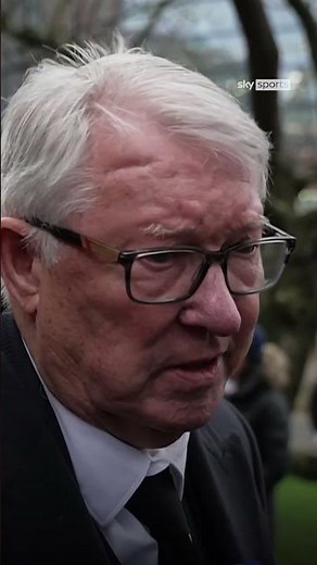 'He gave everything" - Sir Alex Ferguson pays tribute to Denis Law